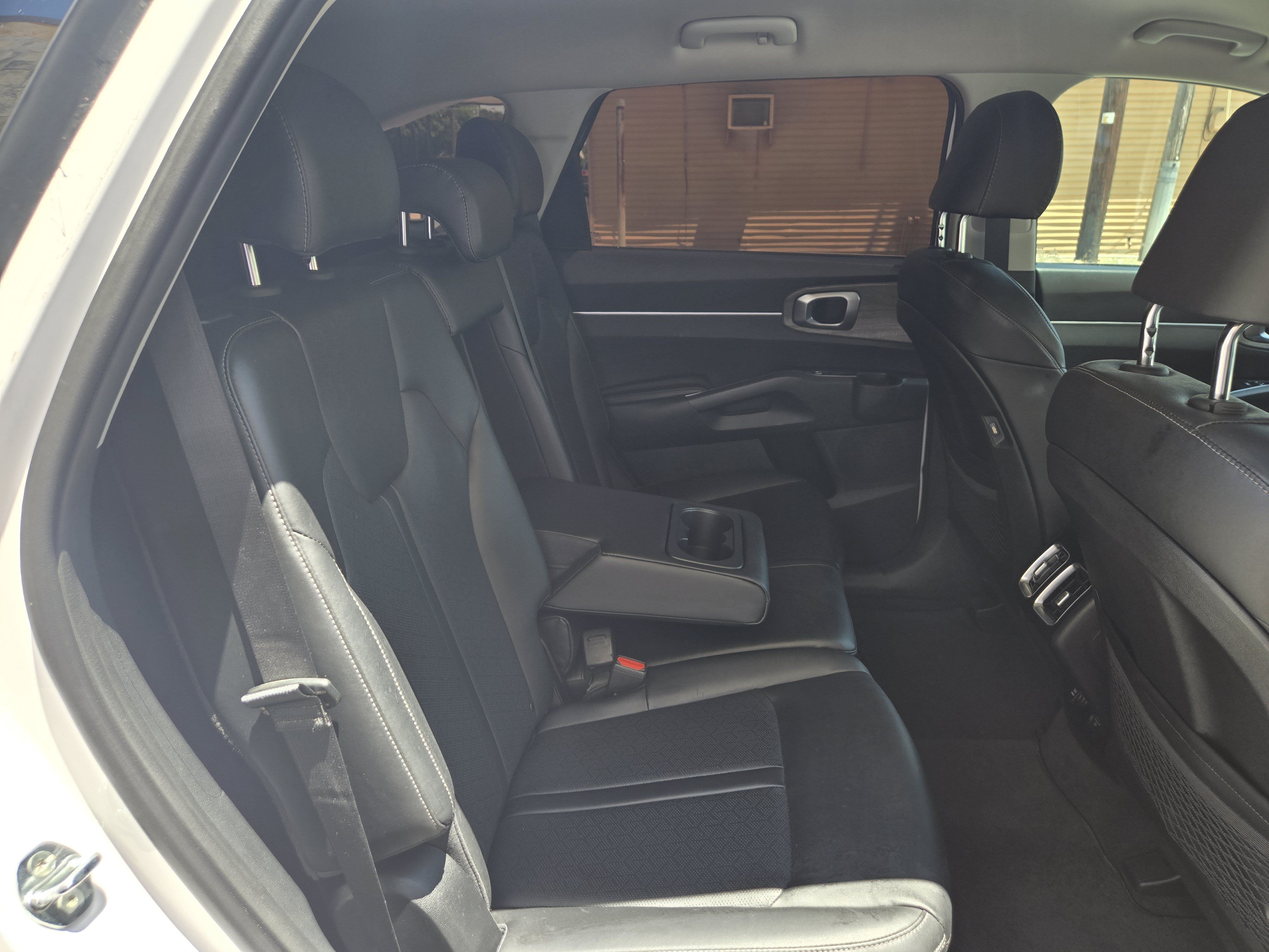 Used 2022 Kia Sorento S AWD/4WD image 12