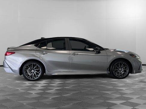 Used 2025 Toyota Camry XSE w/ Premium Plus Package AWD/4WD image 9