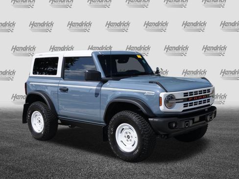Used 2024 Ford Bronco Heritage Edition AWD/4WD image 2