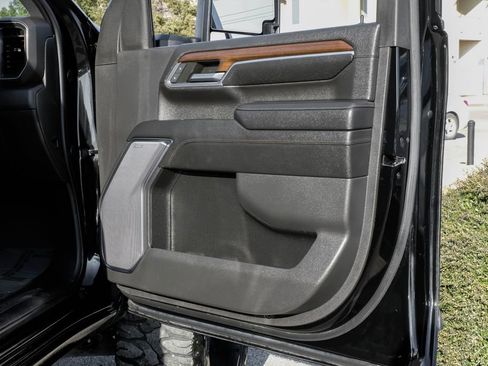 Used 2024 Chevrolet Silverado 3500 High Country w/ High Country Premium Package AWD/4WD image 41