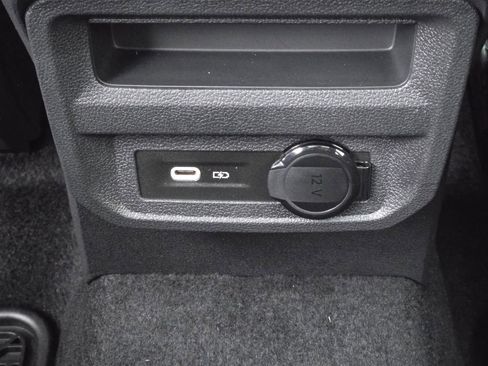 Used 2024 Volkswagen Tiguan Wolfsburg Edition image 25