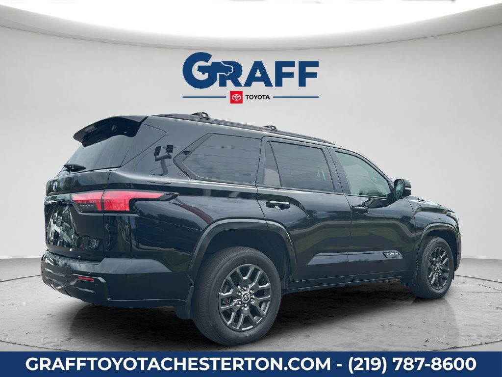 Used 2023 Toyota Sequoia Platinum AWD/4WD image 6