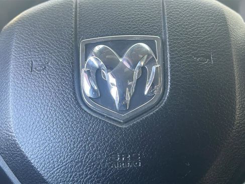 Used 2016 RAM 1500 Express image 21