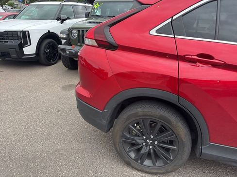 Used 2023 Mitsubishi Eclipse Cross LE AWD/4WD image 9
