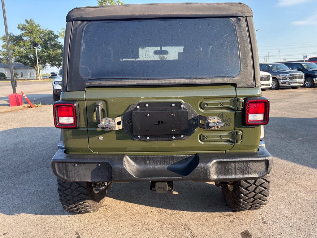 Used 2022 Jeep Wrangler Sport AWD/4WD image 6