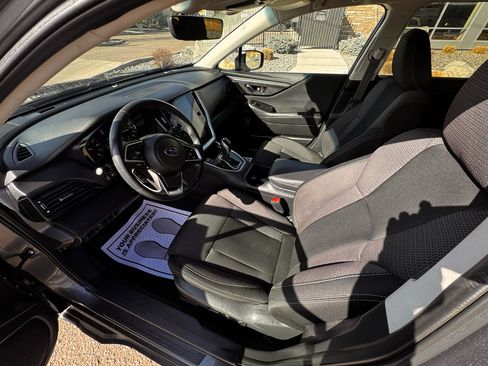 Used 2022 Subaru Outback Premium image 10
