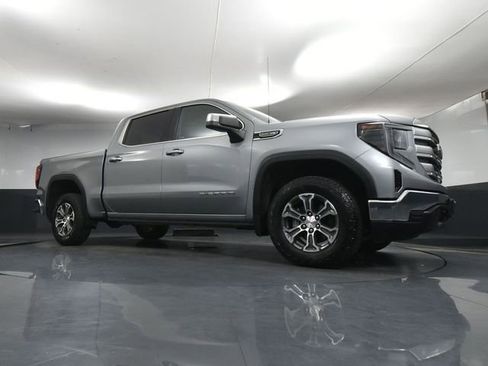 Used 2024 GMC Sierra 1500 SLE image 53