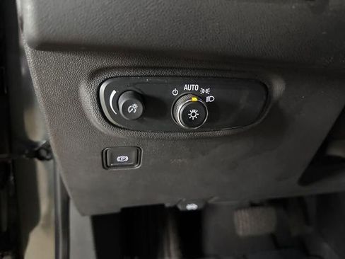 Used 2020 GMC Terrain SLE w/ Driver Convenience Package image 53