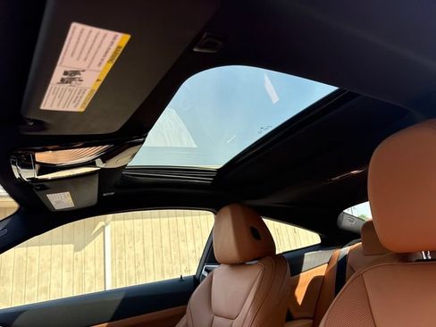 Used 2022 BMW 430i Coupe w/ M Sport Package RWD image 21