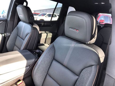New 2026 GMC Acadia AT4 w/ Super Cruise Package AWD/4WD image 11