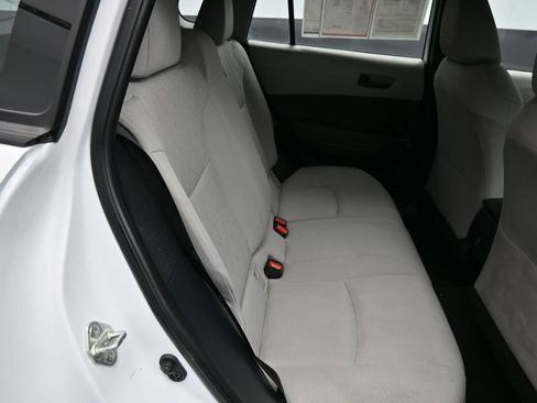 Used 2023 Toyota Corolla Cross L image 23