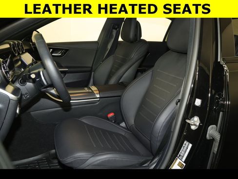 Used 2024 Mercedes-Benz C 300 4MATIC Sedan image 4