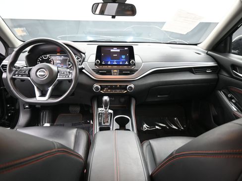 Certified 2023 Nissan Altima 2.5 SR FWD image 19
