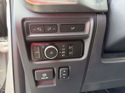 Used 2023 Ford F150 Lariat w/ Equipment Group 502A High AWD/4WD image 29