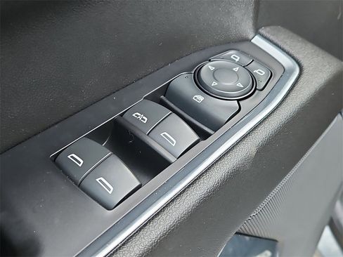 Used 2023 Chevrolet Silverado 1500 LT image 27