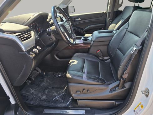 Used 2015 GMC Yukon SLT AWD/4WD image 25
