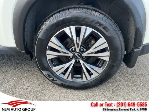 Used 2023 Nissan Rogue SV AWD/4WD image 7