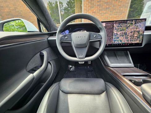 Used 2023 Tesla Model S AWD/4WD image 4