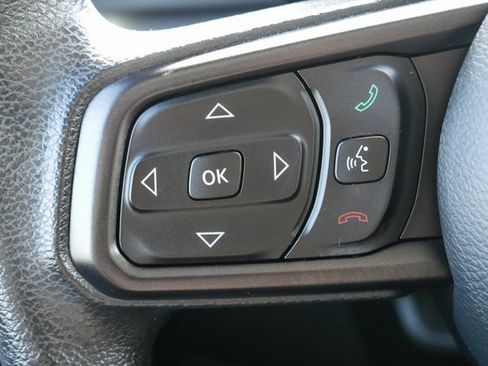 Used 2018 Jeep Wrangler Unlimited Sport image 23