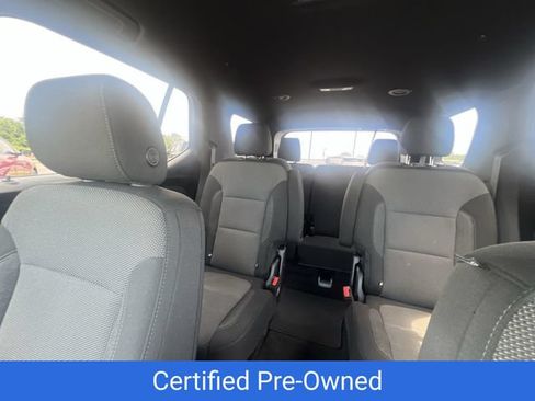 Certified 2023 Chevrolet Traverse LT FWD image 13