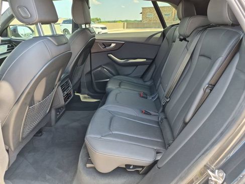 Used 2021 Audi Q8 Premium Plus w/ Premium Plus Package AWD/4WD image 10