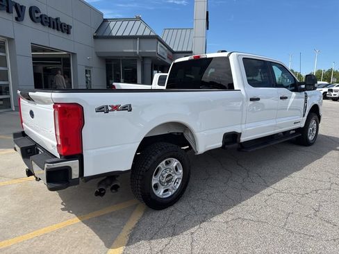 Used 2024 Ford F250 XLT AWD/4WD image 6