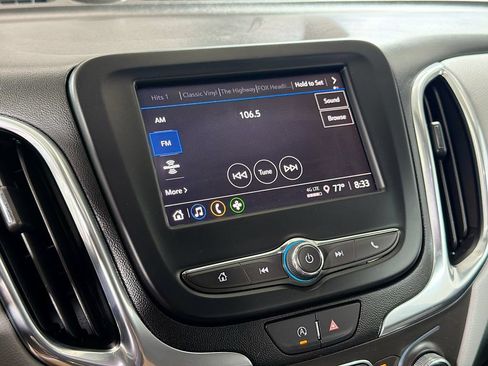 Used 2022 Chevrolet Equinox LS AWD/4WD image 15