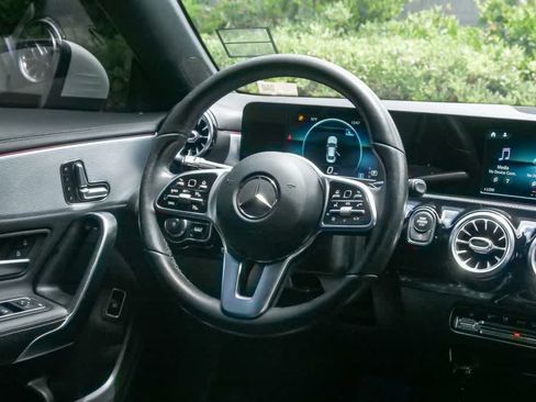 Used 2020 Mercedes-Benz CLA 250 image 15