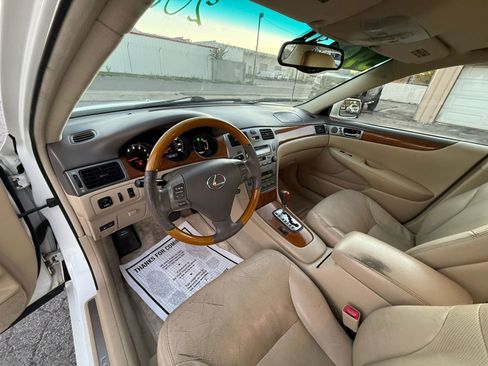 Used 2005 Lexus ES 330 image 10