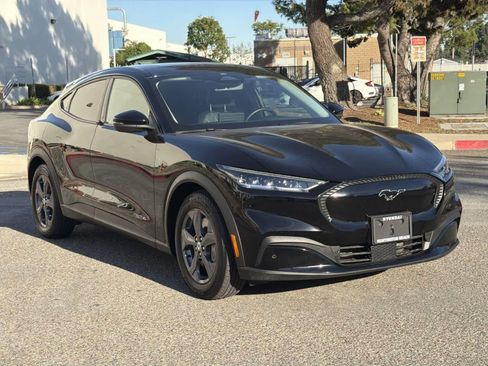 Used 2022 Ford Mustang Mach-E Select image 8