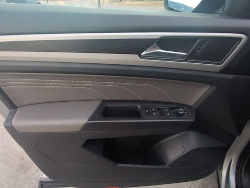 Used 2022 Volkswagen Atlas SE image 10