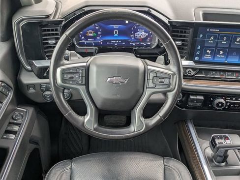 Used 2023 Chevrolet Silverado 1500 RST image 19