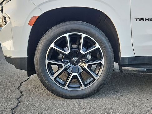 Used 2021 Chevrolet Tahoe RST image 13