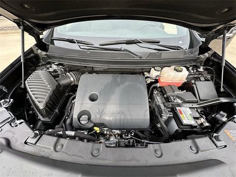 Used 2022 Chevrolet Traverse RS w/ LPO, Floor Liner Package image 35