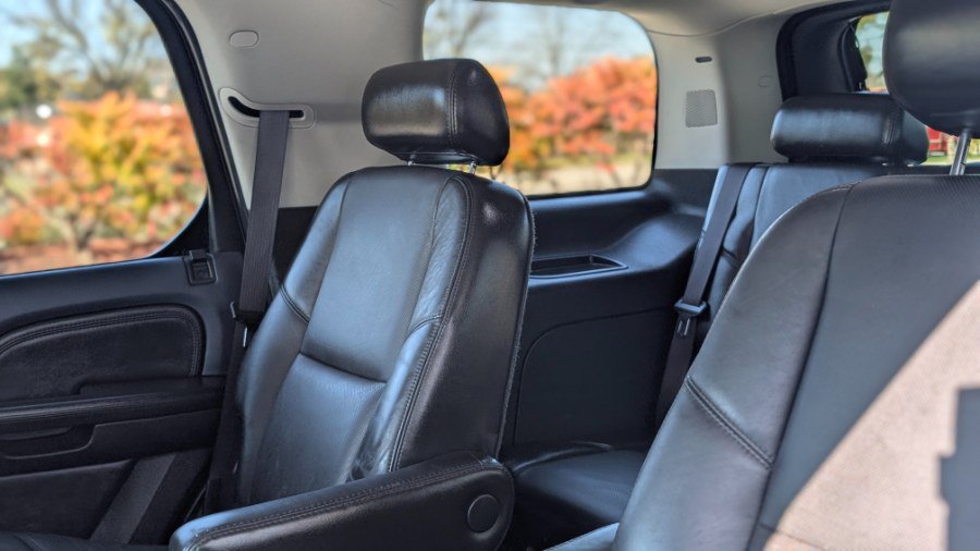 Used 2008 Cadillac Escalade AWD image 23