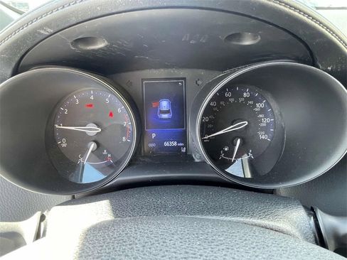 Used 2018 Toyota C-HR XLE image 25