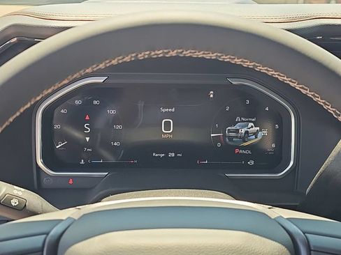 New 2026 GMC Sierra 2500 AT4 w/ AT4 Premium Plus Package AWD/4WD image 10