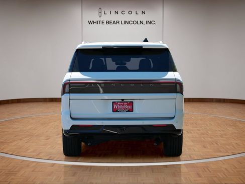 Used 2025 Lincoln Navigator L Black Label AWD/4WD image 6