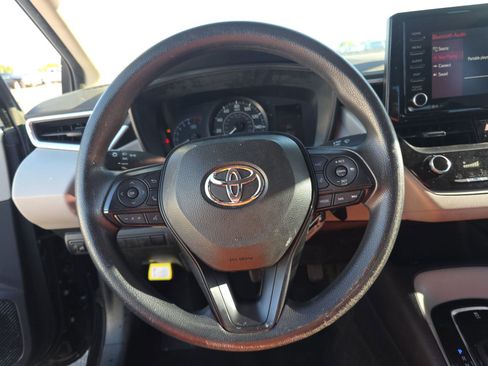 Used 2022 Toyota Corolla L FWD image 10