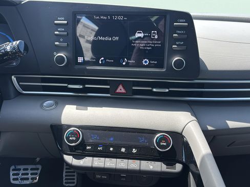 New 2026 Hyundai Elantra SEL Sport FWD image 11