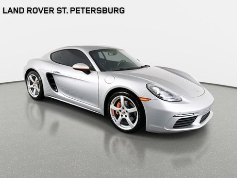 Used 2018 Porsche 718 Cayman image 3