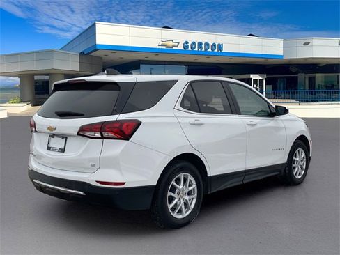 Used 2023 Chevrolet Equinox LT image 8