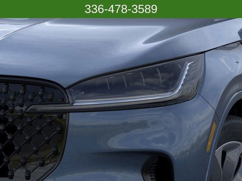 New 2026 Lincoln Aviator AWD image 18