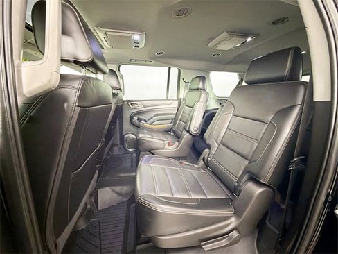 Used 2020 GMC Yukon XL Denali image 24