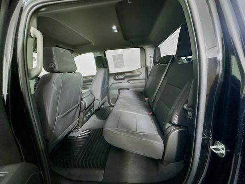 Used 2023 Chevrolet Silverado 1500 LT AWD/4WD image 25