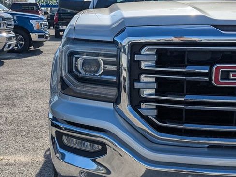 Used 2018 GMC Sierra 1500 SLT image 9