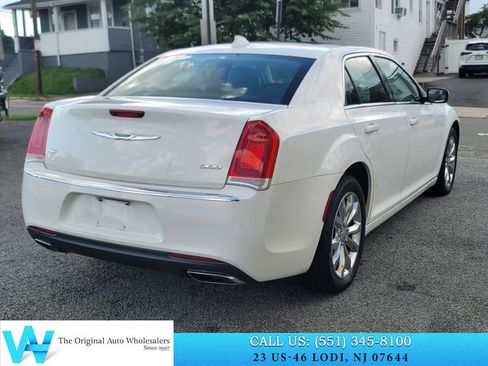 Used 2016 Chrysler 300 Limited AWD/4WD image 6