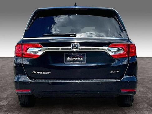 Used 2018 Honda Odyssey Elite image 6