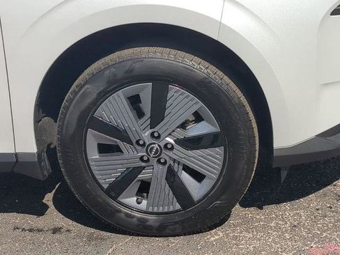 Certified 2025 Nissan Murano SL AWD/4WD image 11