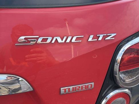 Used 2015 Chevrolet Sonic LTZ FWD image 4